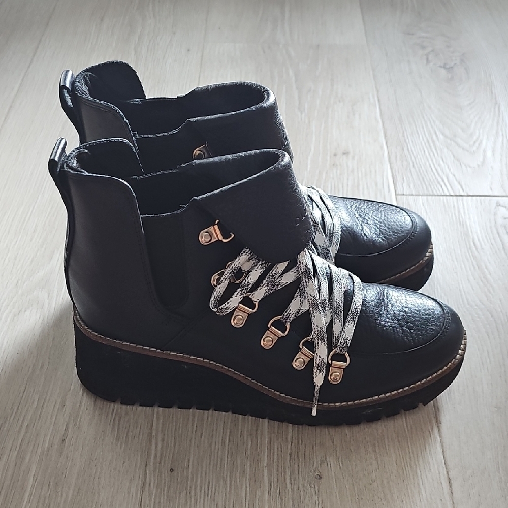 Cole Haan Waterproof Black Lace Up Wedge Boots - Picture 6 of 11